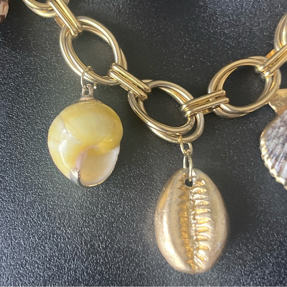 Chunky Seashell 22CT Gold Plated Chunky Chain Necklace Beachy 17” - Picture 5 of 11